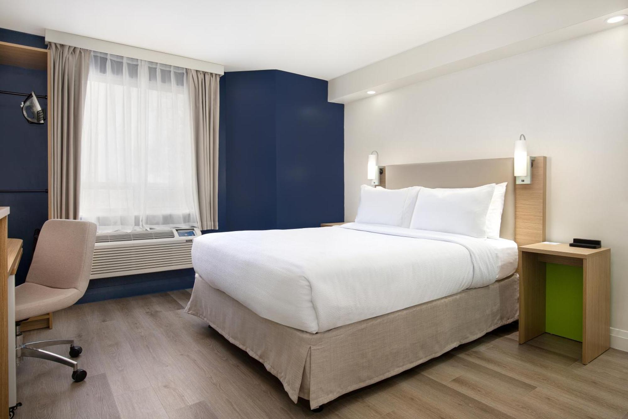 Spark By Hilton Brockville Bagian luar foto