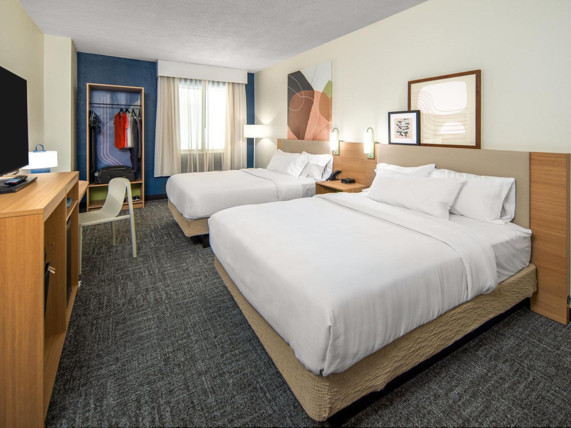 Spark By Hilton Brockville Bagian luar foto